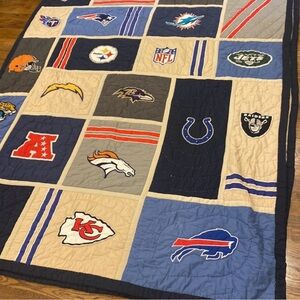 Pottery Barn NFL Twim Quilt Football Team Logo Blanket